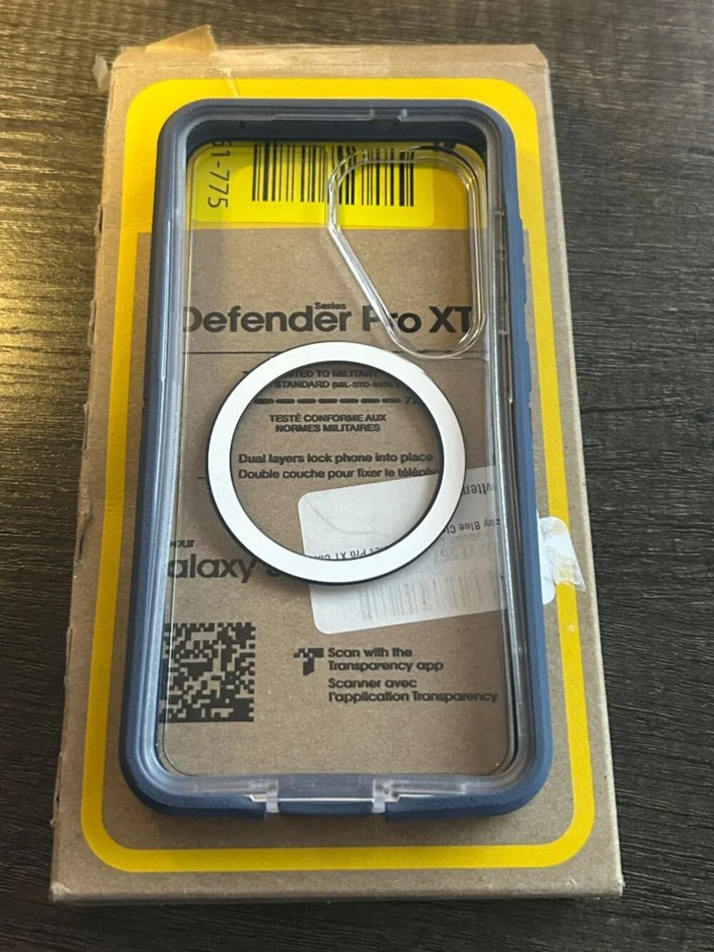 OtterBox Defender Pro XT Case for Samsung Galaxy S26 – Baby Blue Clear magnets